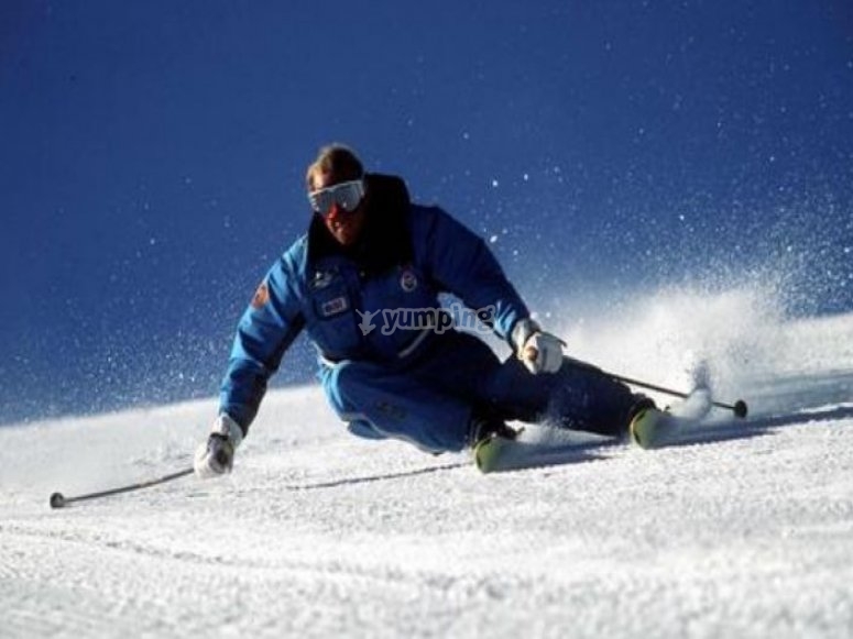 The carving technique made possible by these bindings /tb_Carving technique.jpg